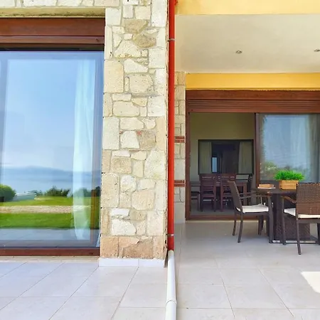 아파트 White Tennis & *