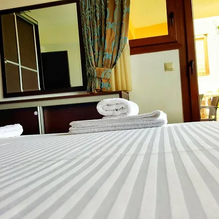 White Tennis & * 페프코초리