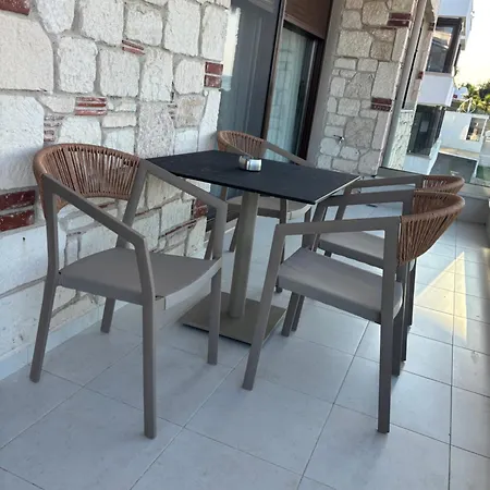 Διαμέρισμα Thea360