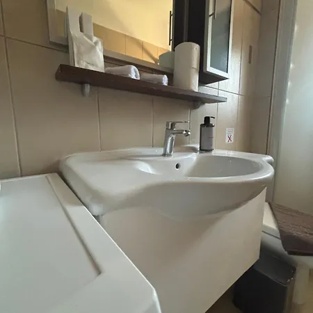 Apartment Thea360