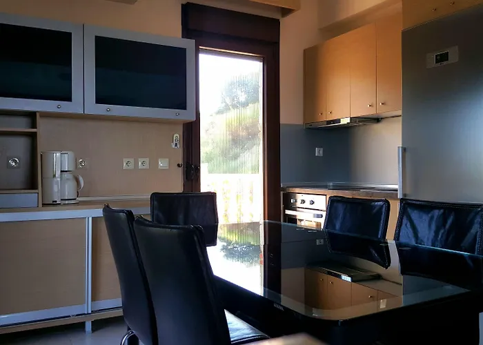 Apartment White Tennis & Pefkochori