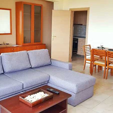 Апартаменты White Tennis & Пефкохори